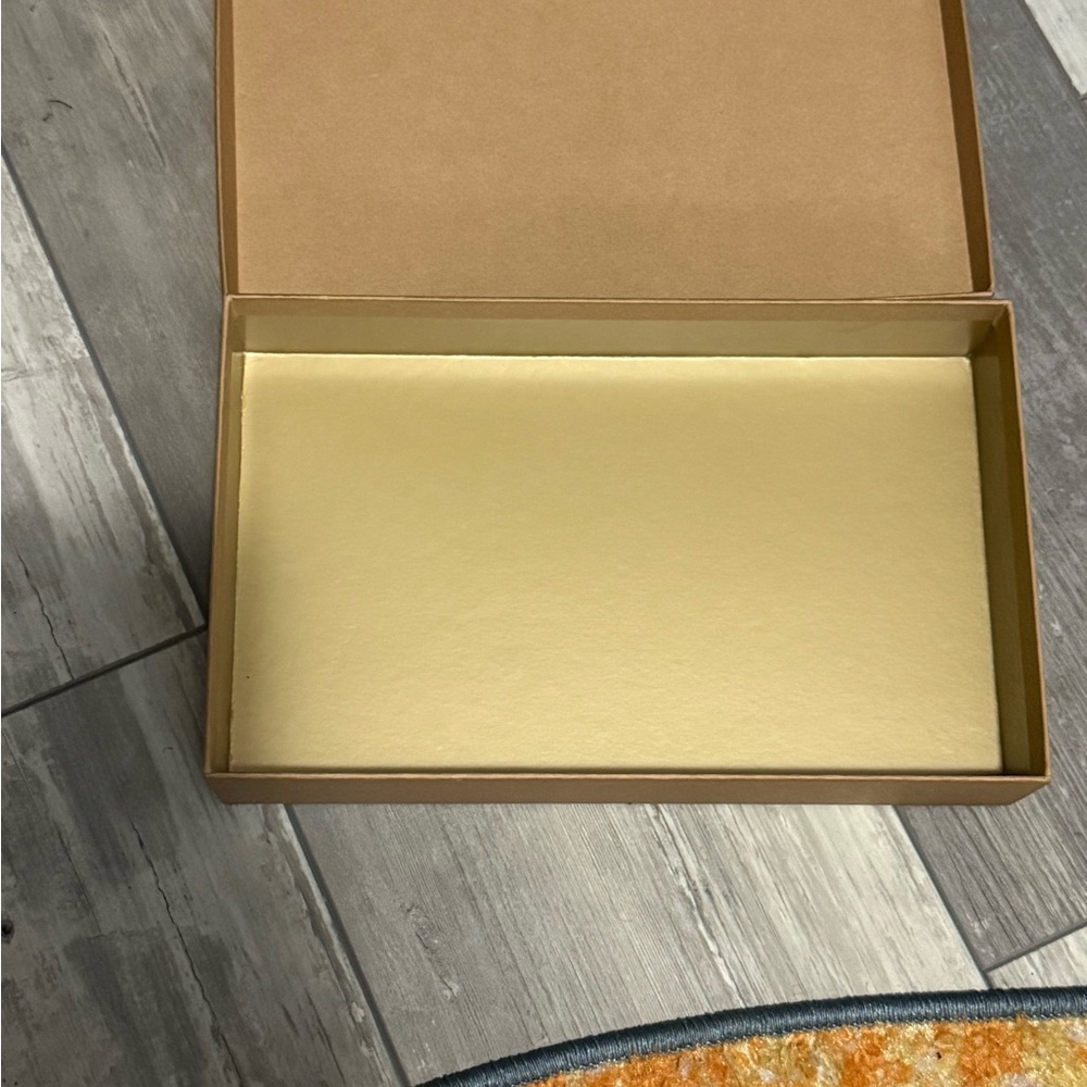 Coach Tan Gift Box - Picture 2 of 3
